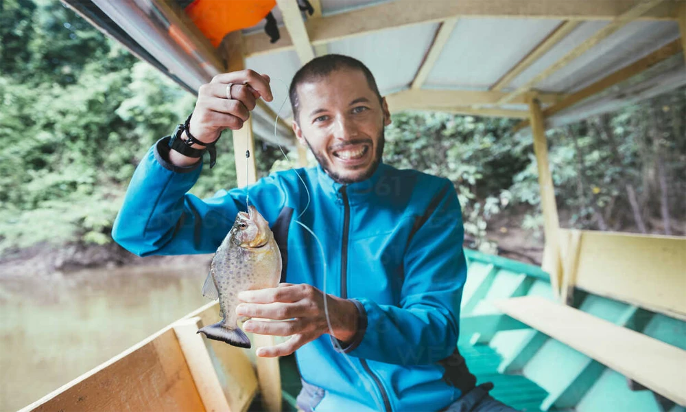 Tour de Pesca de Piranhas em Tambopata