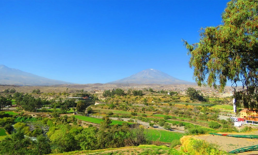 Passeio pela cidade de Arequipa com a Mirabus