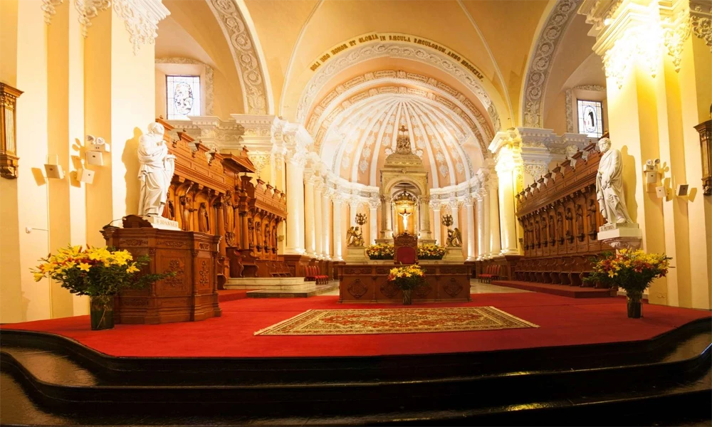 Passeio pela cidade de Arequipa com a Mirabus