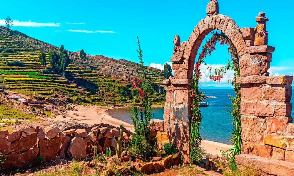 Tour Puno – Chucuito – Inca Uyo