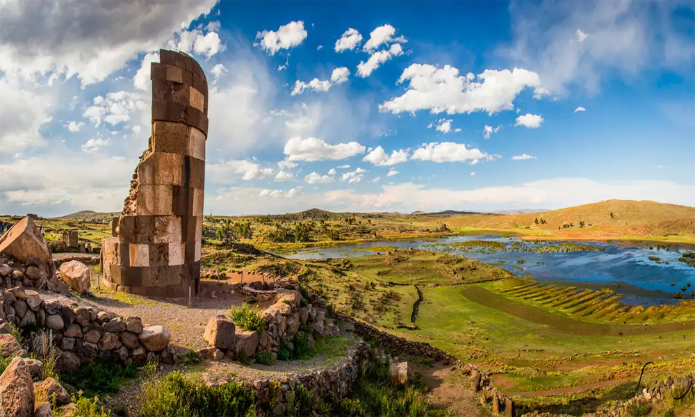 Tour Chullpas de Sillustani desde Puno