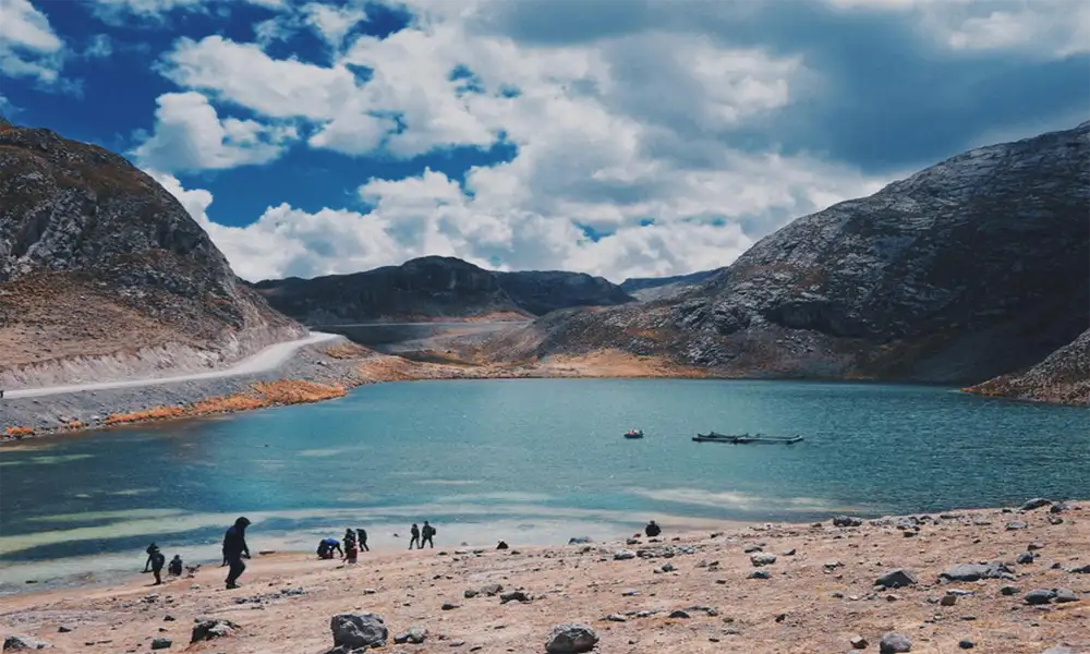 Marcapomacocha Full Day | Colorful Lakes, Ojo de Mar and Andean Waterfalls from Lima