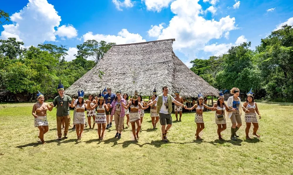Tour Comunidad Nativa Bora – Iquitos